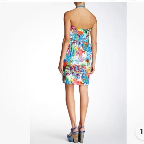 Love Moschino
Printed Mini Dress
Size: SIUS4, IT40 - Picture 2 of 5